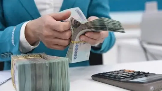 Thu ngân sách 10 tháng tăng gần 30%